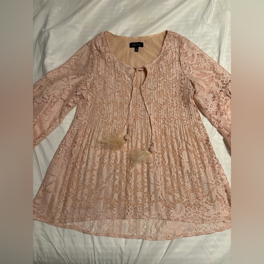 Melissa Paige Blouse Womens M Long Sleeve Lace Pleated Feather Tie Top Blush